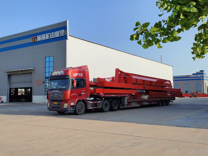 電動(dòng)葫蘆門式起重機(jī) 2臺(tái) MHxh10t—25m 外懸5/5m MHxh5t—23m 外懸4.5/4.5m 制作完成，發(fā)往青海交付客戶使用